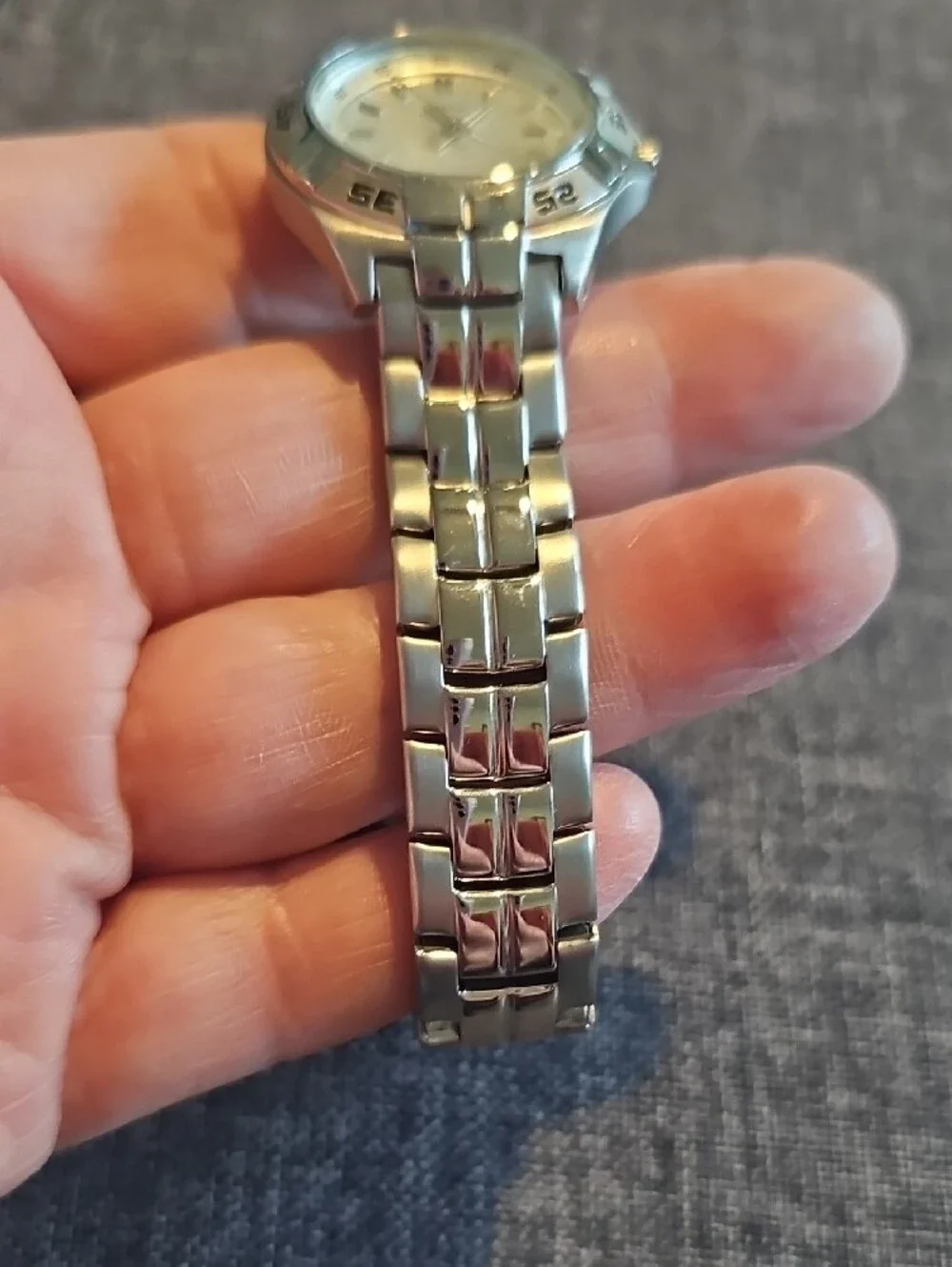 Fossil Silver Stainless Steel Watch Silver Dial Women Accessories Pt 5339
